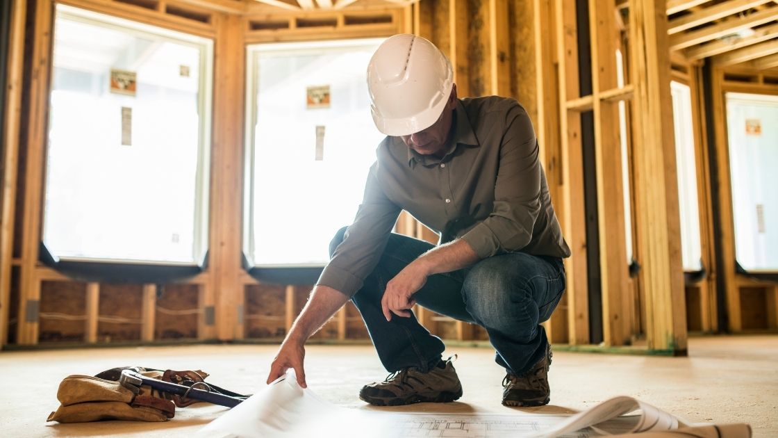 How to Spot a Contractor Scam 5 Red Flags to Watch Out For